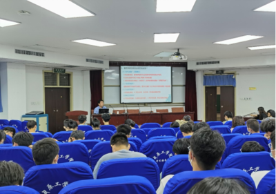 信息技術(shù)類專業(yè)創(chuàng)新創(chuàng)業(yè)的深度思考——以“互聯(lián)網(wǎng)+”大賽項(xiàng)目培育為視角